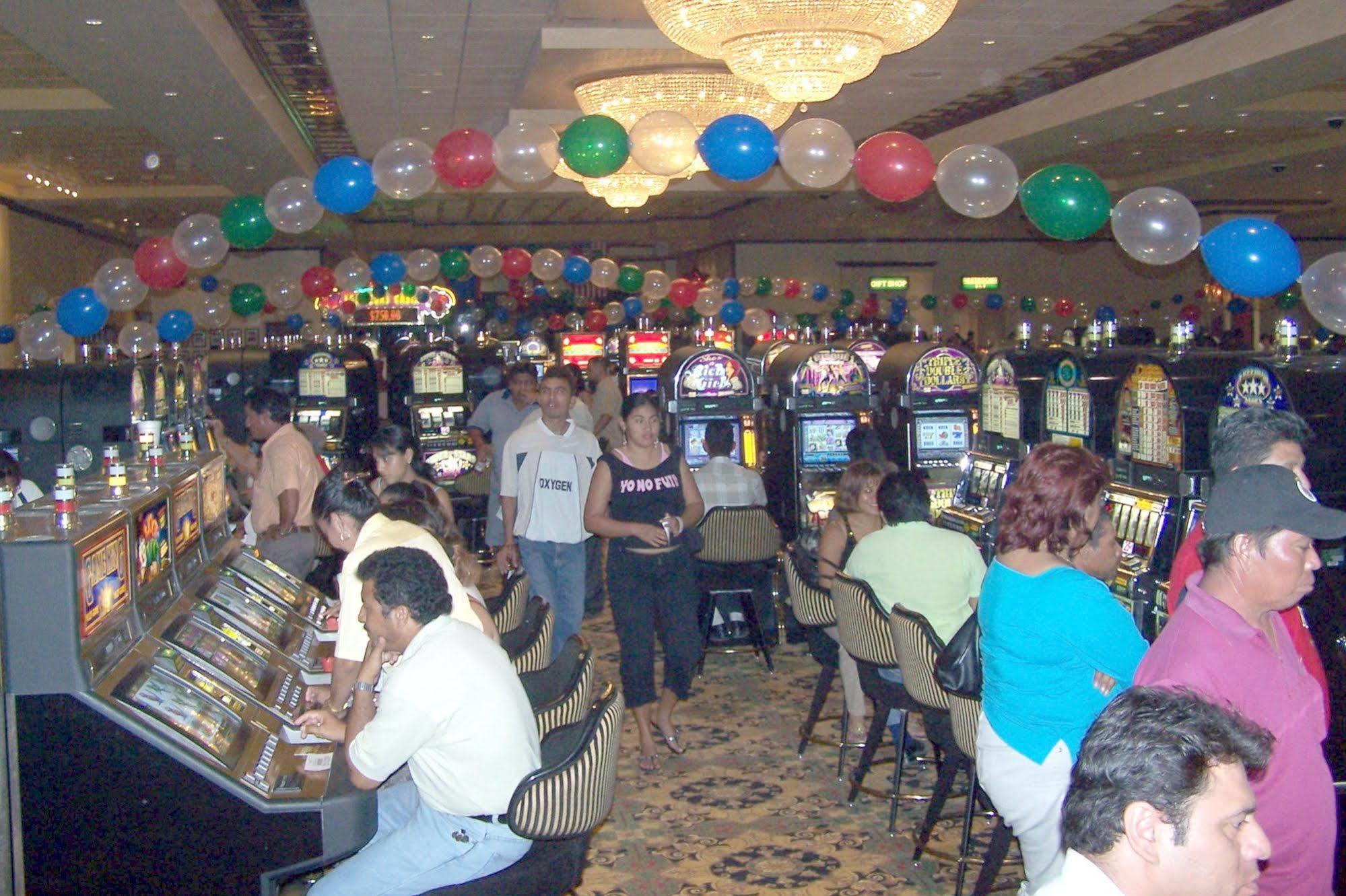 Las Vegas Hotel & Casino Corozal Town Extérieur photo